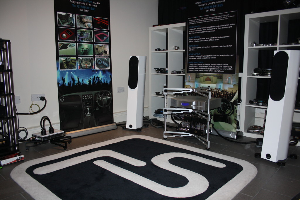 DCS TT Audiophysic down stairs_2